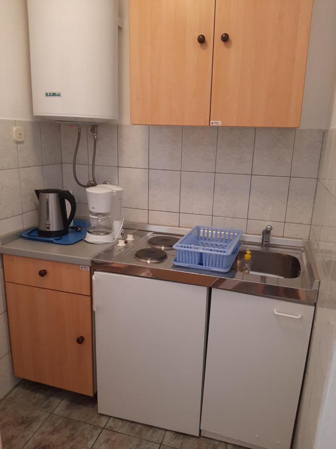 Apartments Marta สตารีกราด-ปาเคลนีซา ภายนอก รูปภาพ