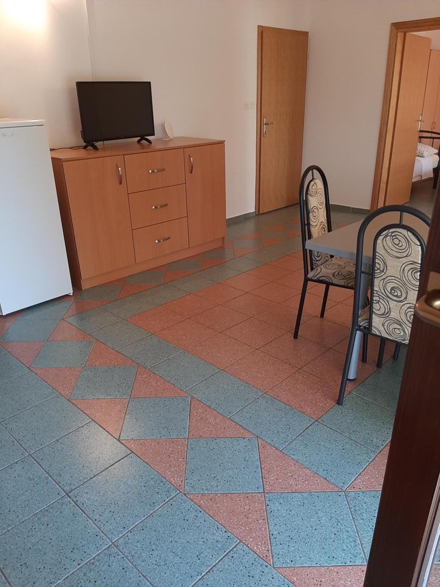 Apartments Marta สตารีกราด-ปาเคลนีซา ห้อง รูปภาพ