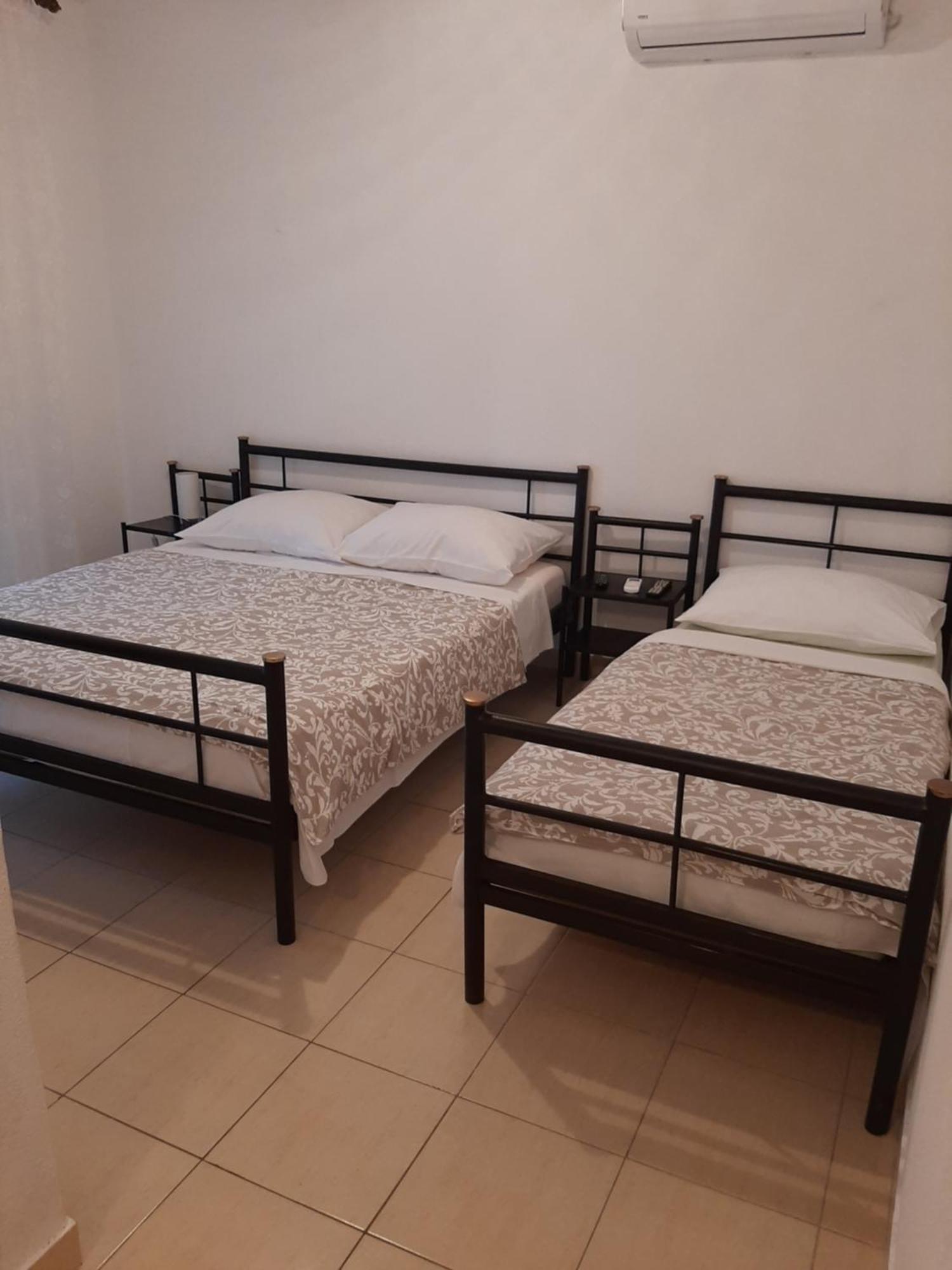 Apartments Marta สตารีกราด-ปาเคลนีซา ห้อง รูปภาพ