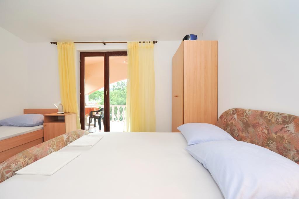 Apartments Marta สตารีกราด-ปาเคลนีซา ห้อง รูปภาพ